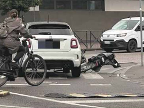 Fahrradfahrerin bei Unfall auf Zebrastreifen in Bozen angefahren