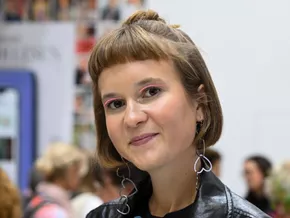Grass und Mann als Inspiration für Caroline Wahls neues Buch