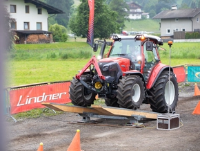 Beste Traktor-Fahrer und -Fahrerinnen des Landes gesucht