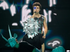 Cosmó ließ auf ESC-Bühne erstmals sein “inneres Tier” los