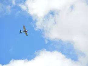 Beinahe-Tragödie für Südtiroler in Leichtflugzeug