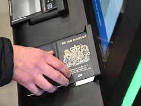 Baby ohne britischem Pass Einreise in UK verweigert