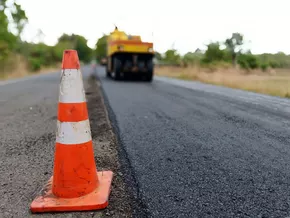 Dieser Asphalt könnte Straßen verändern