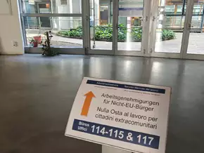 Nicht-EU-Bürger: Klare Regeln bei Wechsel zu Ganzjahres-Verträgen