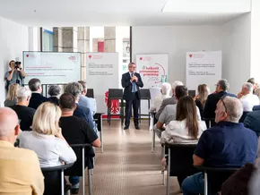Landesrat Christian Bianchi zieht Bilanz zur Halbzeit