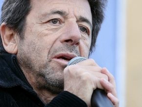 Französischer Sänger Bruel der Vergewaltigung beschuldigt