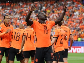 Niederlande fertigen Schweden nach Blitzstart 5:1 ab