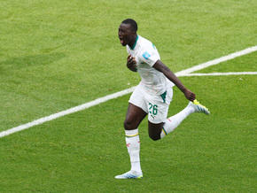 Senegal schießt sich mit 5:0 gegen Irak in die K.o.-Phase