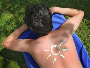 Sonnencremes für Kinder bieten meist guten Schutz