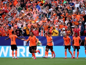 Niederlande fixiert mit 3:1-Sieg gegen Tunesien Gruppensieg