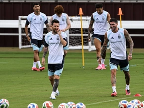 Angeschlagener Messi steigt ins Mannschaftstraining ein