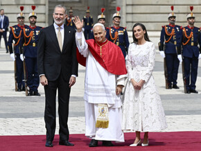 Papst warnt in Spanien vor Ideologien und Polarisierungen