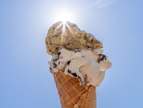 Zwei Eis mit Extras in Rom um 44 Euro
