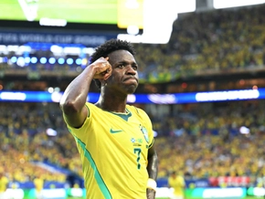 Brasilien mit Vini-Double und 3:0 über Schotten weiter