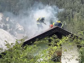 Feuer im Tschötterhof: Großeinsatz in Pflersch