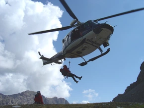 Carabinieri im Gebirge: Intensive Schulung in Gröden absolviert