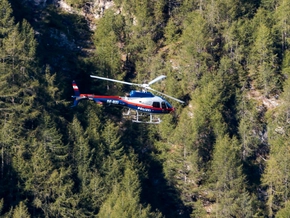 Bergsteiger in Kärnten unter Felsbrocken eingeklemmt