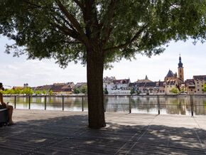 Diese Karte zeigt, wo gerade Schatten ist