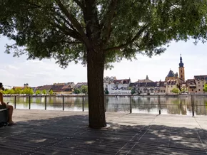 Diese Karte zeigt, wo gerade Schatten ist