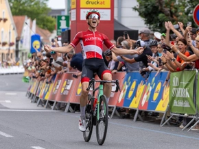 Mühlberger schlägt zum Auftakt der Tour of Austria zu