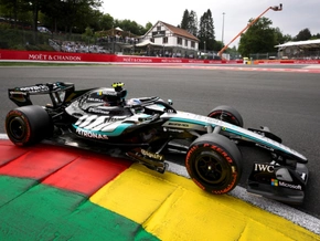 Antonelli holt sich Belgien-Pole vor Verstappen