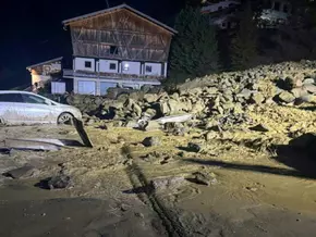 Aufräumarbeiten nach Murenabgängen im Tiroler Sölden