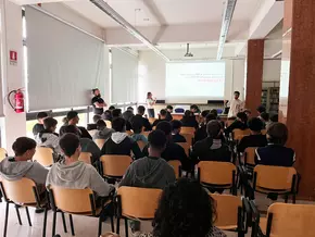Volksbank stärkt digitale und finanzielle Bildung an Schulen in Venetien