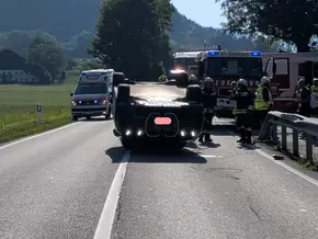 Pkw überschlägt sich auf Pustertaler Straße