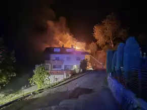 Nächtlicher Wohnhausbrand in Ahornach