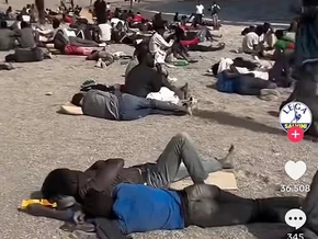 “Wir sind im Jahr 2030, du bist in Riccione und Salvini ist nicht mehr Innenminister”