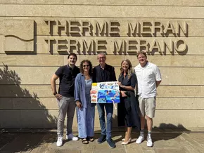 Ein besonderer Sommertag in der Therme Meran für das Südtiroler Kinderdorf
