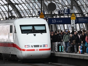 Deutsche Bahn - Minister will Boni an Pünktlichkeit koppeln