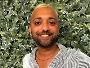 Familie und Freunde trauern um Shahzeb Altaf [32]