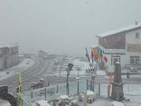 Frischer Schnee verzaubert das Stilfser Joch