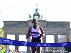 Äthiopierin Assefa verpasst Marathon-Weltrekord in Berlin