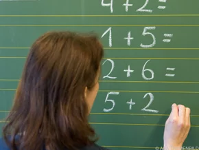 Leiter Reber kritisiert LR Achammer wegen Klassenlehrerzulage