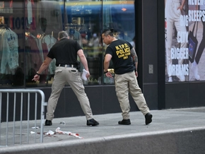 Frau ersticht Passantin auf Times Square