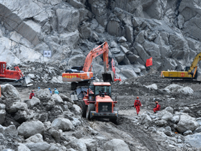 Knapp 1.400 Tote bei der Sturzflut im Himalaya bestätigt