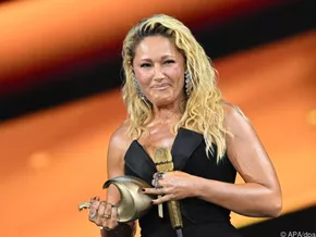 Goldene Henne für Unheilig-Sänger und Helene Fischer