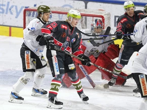 AHL: Buam feiern dominanten Derby-Sieg