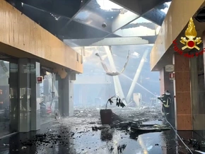 Sizilien: Brand in Einkaufszentrum - VIDEO
