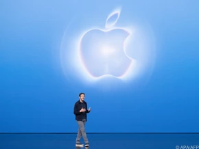 Apple bringt erstes auffaltbares iPhone heraus