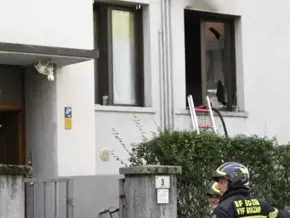Küche in Bozner Wohnung in Flammen