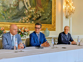 Hommage an Zinedine Zidane in Meran