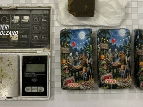 Bozen: Junger Mann mit 330 Gramm Haschisch festgenommen