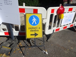 Gemeinde Bozen: “Wieder einsprachige Warn- und Hinweisschilder”