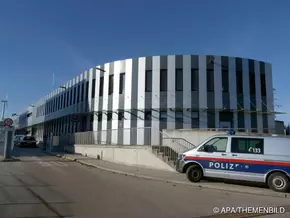 Trio nach Raub im Bezirk Neunkirchen festgenommen