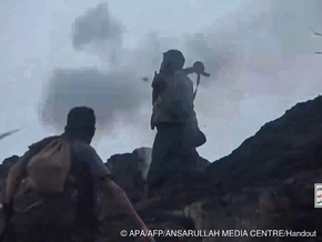 Houthis bekennen sich zu neuem Angriff auf Flughafen Riad