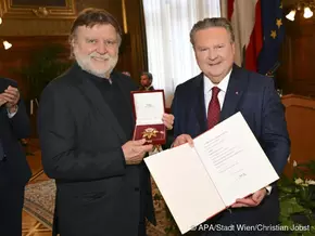 Goldene Ehrenzeichen Wiens für Lukas und Peter Resetarits