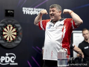 Suljovic sorgt für Aufsehen bei Darts-Turnier in Basel